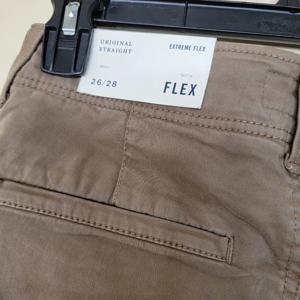 American Eagle Boy’s Extreme Flex Orginal Straight Khaki Pants Size 26*28
